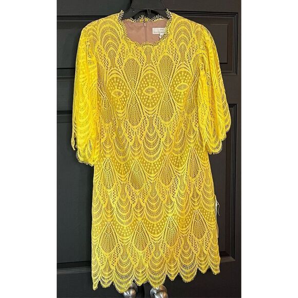 Dress the Population Women's Toni Lace Flutter Sleeve Short Mini Shift Dress - Picture 3 of 8